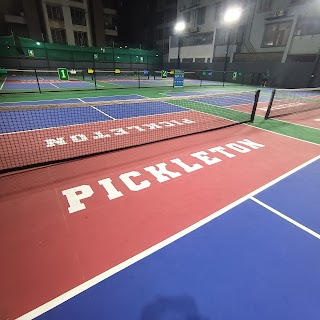 Pickleton - Pickleball courts
